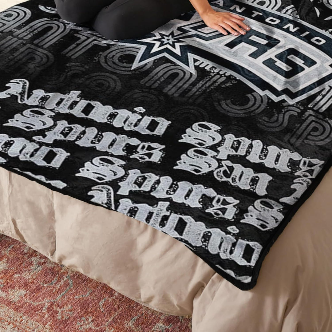 Offiziell lizenzierte NBA "Redux" Micro Raschel Überwurfdecke, mehrfarbig, 116,8 x 152,4 cm San Anto