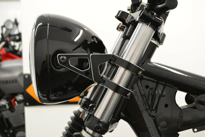 Schwarz Motorrad Scheinwerfer-Halter für 54-55mm Gabel - CNC Bearbeitet