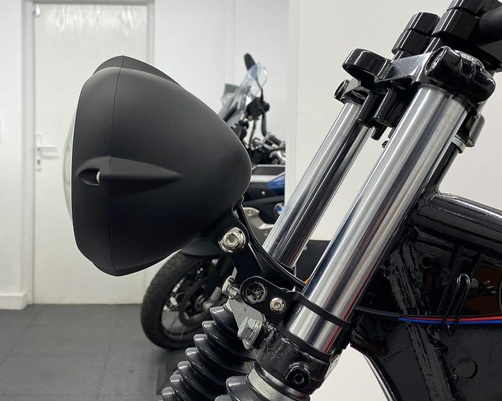 Alchemy Parts 6.7" 12V/55W Mattschwarz Unten Halterung Motorrad Trike Scheinwerfer
