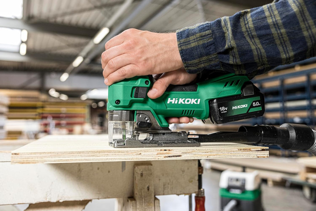 HIKOKI Akku Stichsäge CJ18DB (18V, Sägehub: 26mm, Leerlaufhubzahl: 550-2500 min-1, Gehrungsschnitte