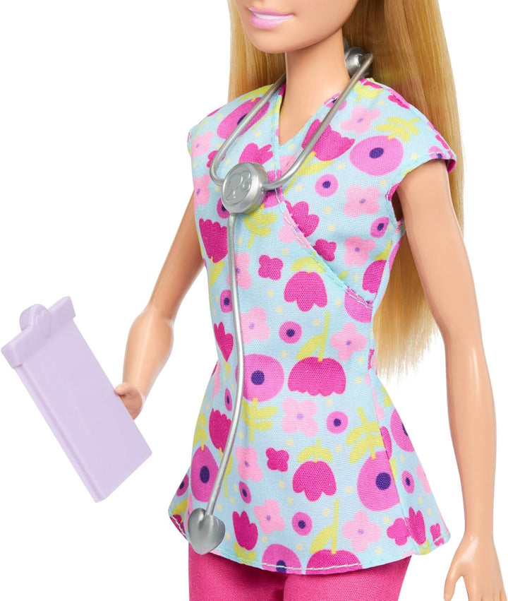 Barbie Karriere Kinderärztin-Spielset mit Blonder Puppe in OP-Bekleidung, 2 Baby-Puppen, Behandlungs