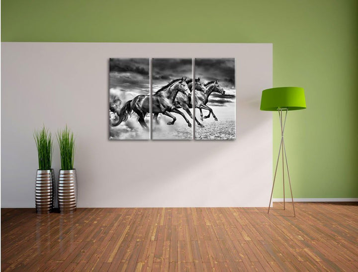 Pixxprint DREI Wilde Westernpferde / 3-Teilig/Gesamtmass 120cm Leinwandbild bespannt auf Holzrahmen/