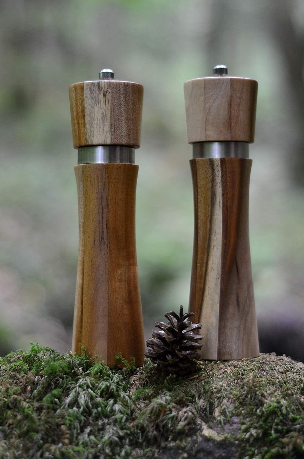 AUROMA Salz & Pfeffermühlen Set aus hochwertigem Akazienholz gefertigt | Modernes Design | Geschenki