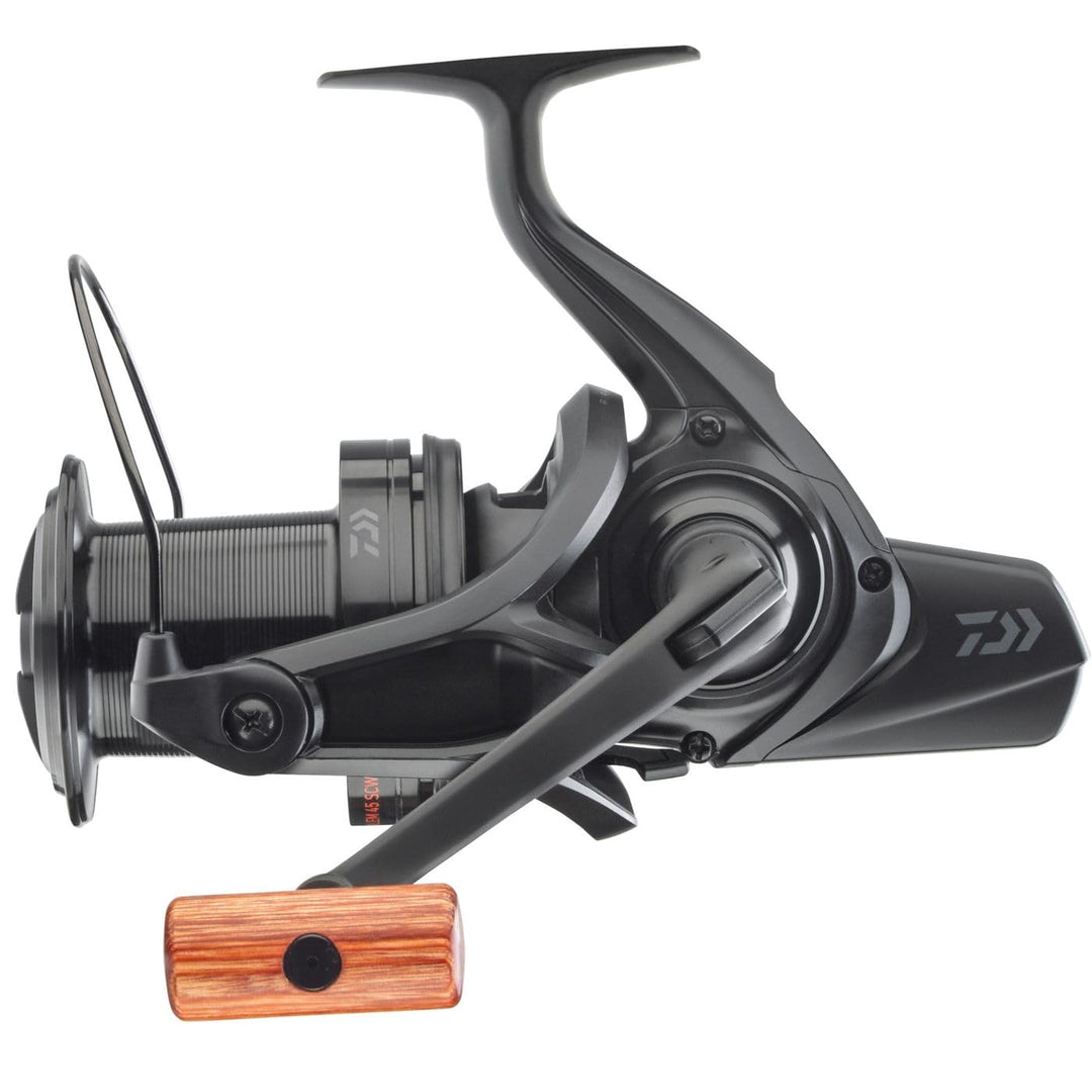 Daiwa Big Pit Rolle 21 Emblem 45 SCW QD SD Stationärrolle