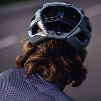 ABUS Rennradhelm StormChaser - Leichter und komfortabler Fahrradhelm für professionellen Radsport fü