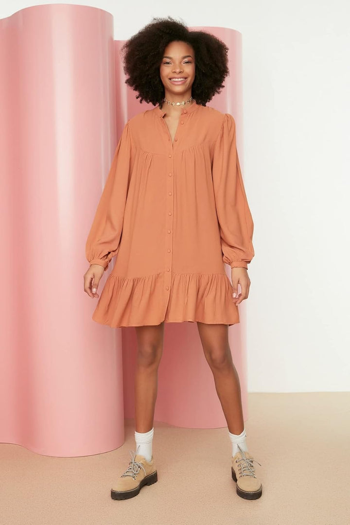 TRENDYOL Damen Breitschneide Hemdkleid Dress, 34