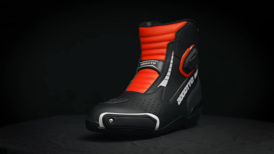 Bogotto Cartagena perforierte Motorrad Stiefel, schwarz/weiss/rot, 43 43 EU Schwarz Weiss Rot, 43 EU
