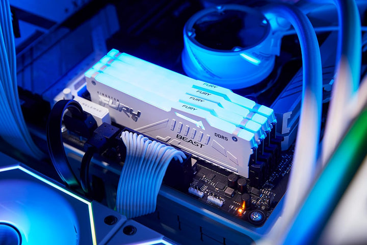 Kingston FURY Beast Weiss RGB EXPO 64GB 6400MT/s DDR5 CL32 DIMM Desktop Gaming Speicher Kit mit 2 -