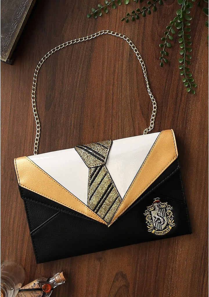 Danielle Nicole Harry Potter Hufflepuff Uniform Clutch-Bag