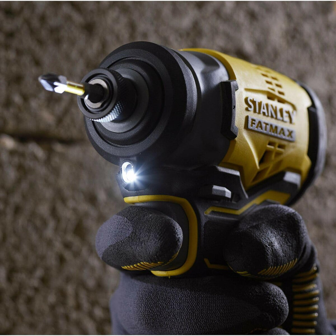 Stanley FatMax 18V Akku-Schlagschrauber SFMCF810D2K (2.0Ah, max. Drehmoment 170 Nm, bürstenloser Mot