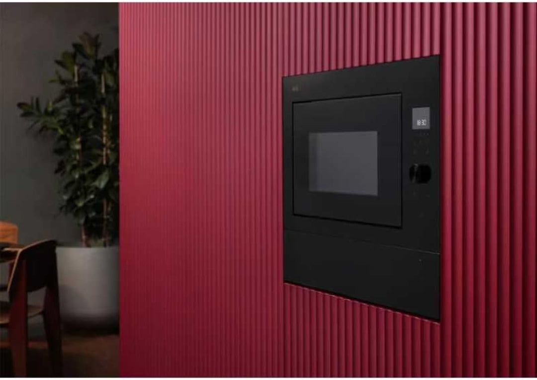 AEG OS5MG20EB Einbau-Mikrowelle, 20 l, 800 W, Grillfunktion, LED-Display, elektronische Öffnung, Sch