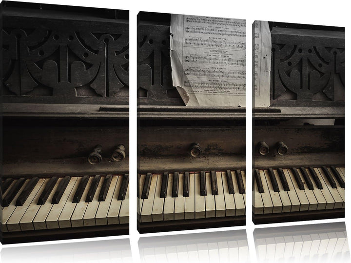 Pixxprint Antikes Klavier mit Notenblatt Schwarz/Weiss 3-Teiler Leinwandbild 120x80 Bild auf Leinwan
