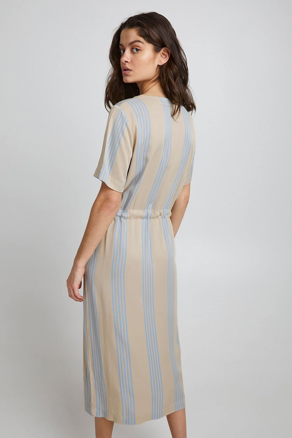 ICHI IHEA DRDamen Freizeitkleid Kleid mit V-Ausschnitt Kurzarm gestreift XL Doeskin (151308), XL Doe