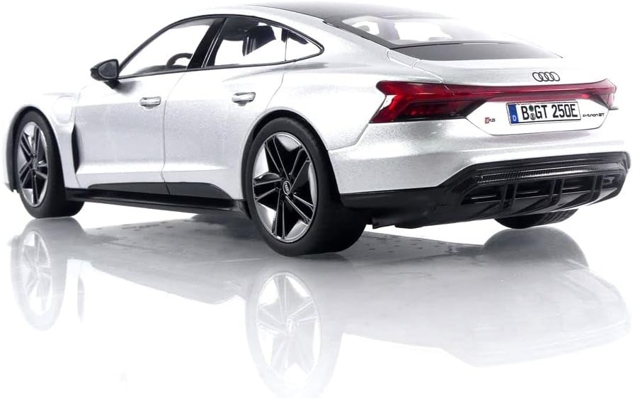 Norev kompatibel mit Audi RS E-tron GT 2021 Silber Modellauto 1:18
