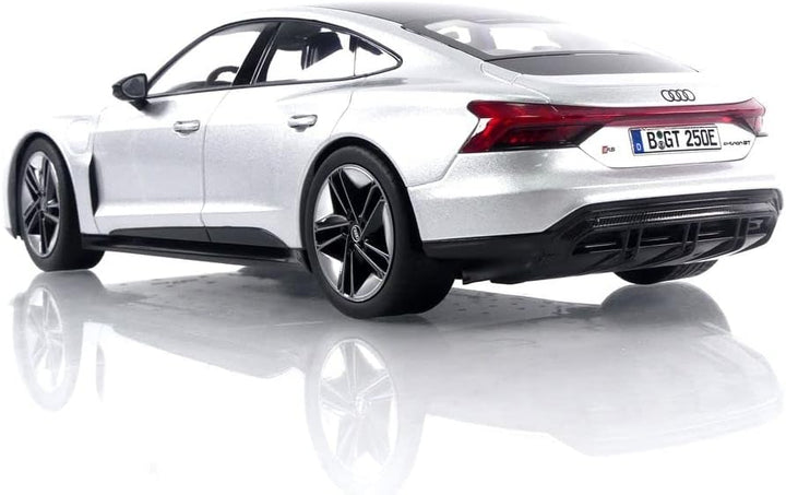 Norev kompatibel mit Audi RS E-tron GT 2021 Silber Modellauto 1:18