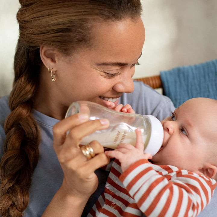 Philips Avent Glasflasche Natural mit Responsivem Schnuller 240ml, 2 Stück (Modell SCY933/01), 2 stü