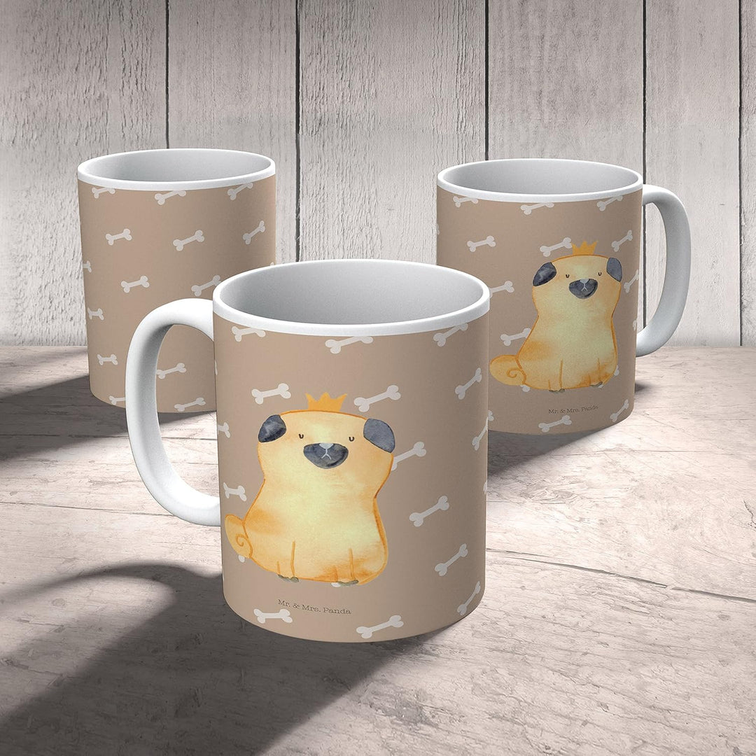 Mr. & Mrs. Panda Plastikbecher Mops Krone - Geschenk, Kunststoffbecher, Camping Tasse, König, Kinder