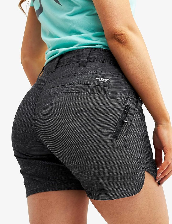 RevolutionRace Damen Hike &amp; Dive Shorts, Hybrid Wandershorts und Badeshorts für alle Outdoor-Aktivit