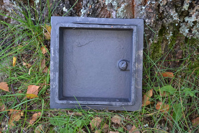 SEZAM Massive Revisionstür für Öfen aus Gusseisen 17 x 3,5 x 17 cm, Kamintür - Klappe - Räumungstür,