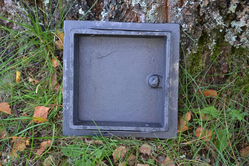 SEZAM Massive Revisionstür für Öfen aus Gusseisen 17 x 3,5 x 17 cm, Kamintür - Klappe - Räumungstür,