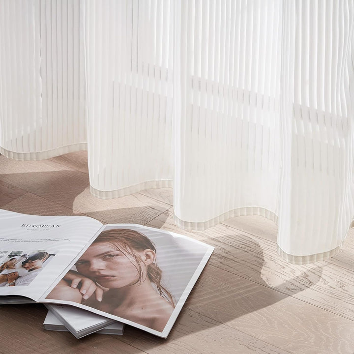 Topfinel Vorhänge Gestreifte Gardinen mit Ösen Weiss 140x145cm Vorhang Halbtransparent 2er Set Ösens