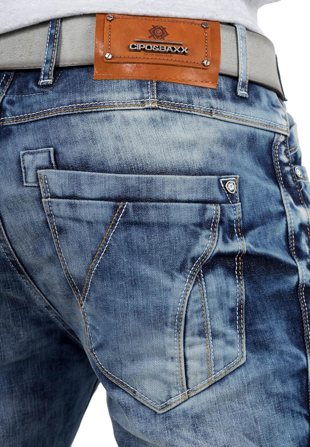Cipo &amp; Baxx Herren Jeans in Regular &amp; Slim Fit im Biker- und Used-Look | Verschiedene Designs mit St