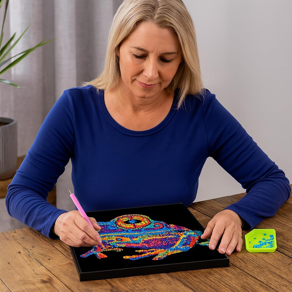 DIAMOND DOTZ 2594353 Original 5D Diamond Painting Set, Neon Baumfrosch, mit Neonfarben und Samt, DIY