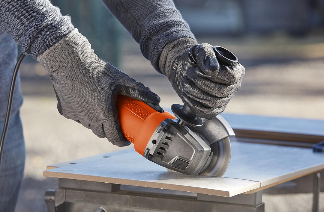 Black+Decker BEG110K Winkelschleifer (750 Watt, 115 mm Scheiben-ø, mit 3-Positionen-Zusatzhandgriff,