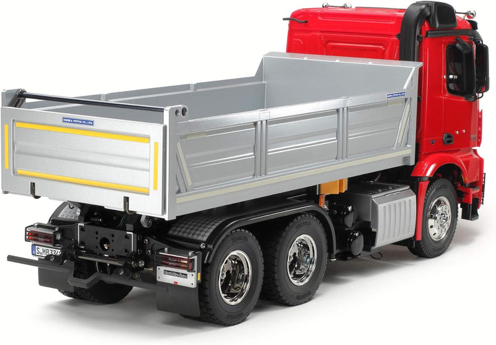 TAMIYA 56361 Mercedes-Benz 1:14 MB Arocs 3348 Rot/Silber Kipper, Bausatz zum Zusammenbauen, RC Truck