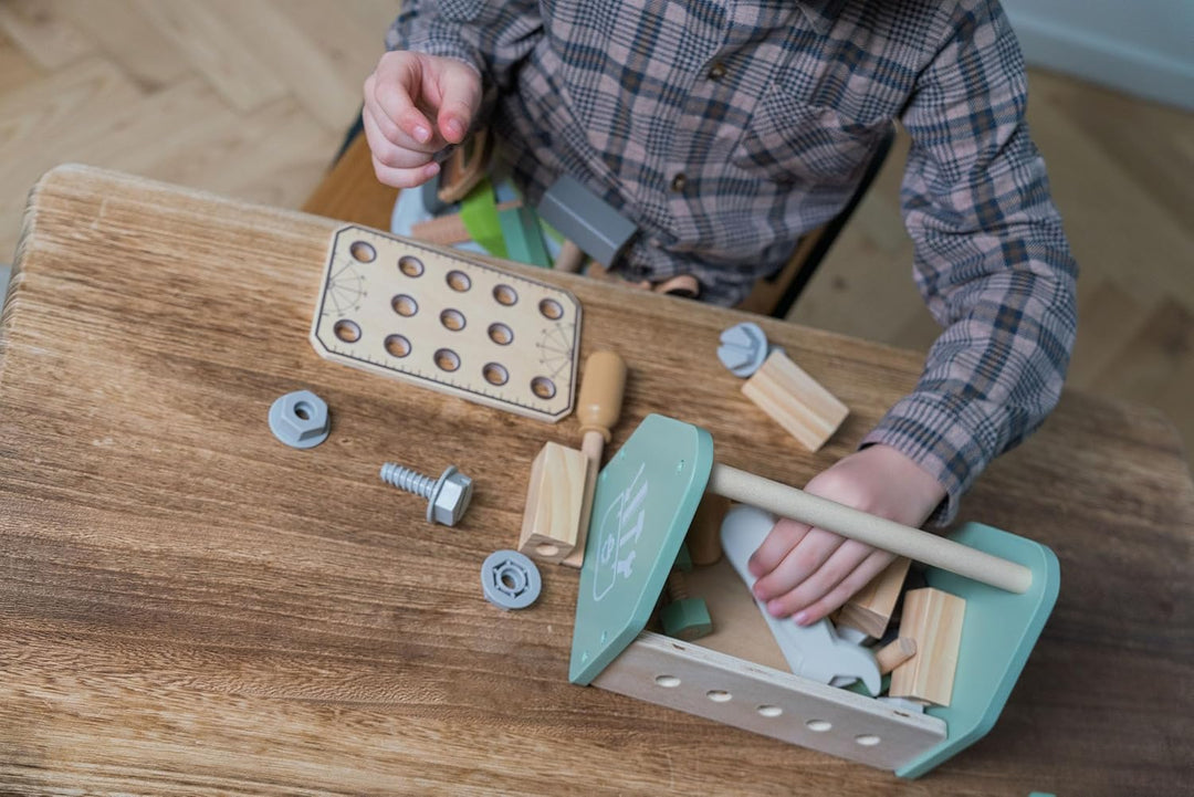 Dantoy - Werkzeugkiste aus Holz für Kinder - Rollenspiel - Holzspielzeug - mit Zubehör - 3+ Jahre