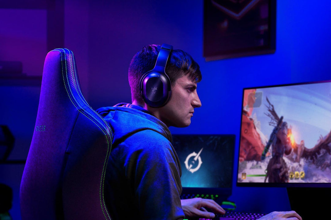 Razer Barracuda Pro Wireless Gaming & Mobile Headset (PC, PlayStation, Switch, Android, iOS): Hybrid