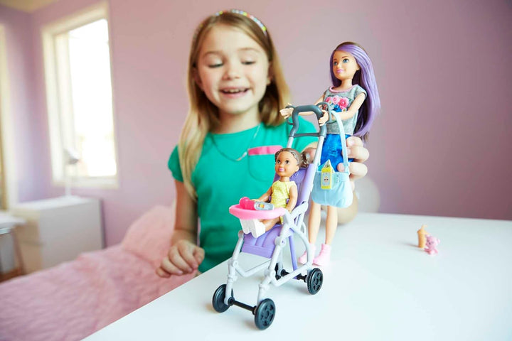 Barbie Skipper Babysitter Inc, Skipper mit braunen und lila Haaren, Baby mit braunen Zöpfen, Kinderw