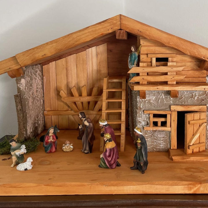 Handgefertigte Weihnachtskrippe aus Holz mit handbemalten Figuren I Tisch Krippe I Weihnachten I Grö
