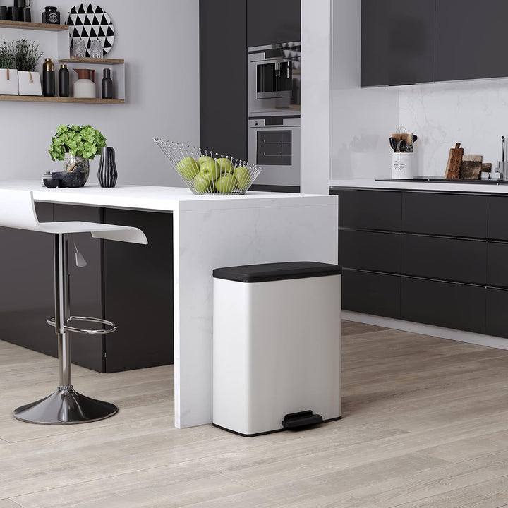 Curver Mülleimer Deco Rechteck, 65 l, Weiss, für Küche, Waschküche, Garage, 486 x 284 x 615 mm, Poly