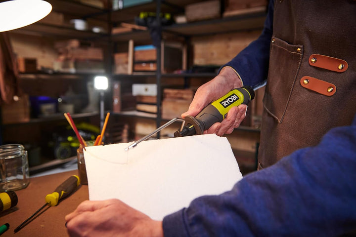 RYOBI RHC4-120G Heissschneider für Polystyrol, wiederaufladbar, mit 4 V Akku