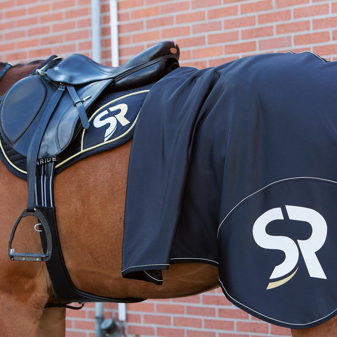 Sunride Abschwitzdecke für Pferde (Boston) aus Softshell mit Fleece - schnelltrocknend, reflektieren