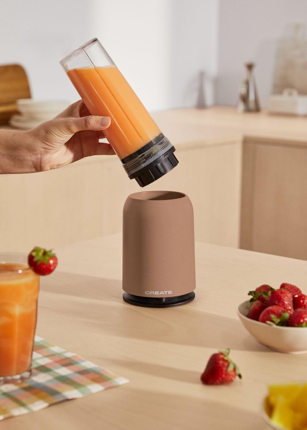 CREATE/MOI/Standmixer Mokka/Mixer für Smoothies und Milchshakes, 400ml Glas, BPA-frei, tragbar, Edel