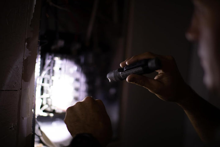 MAGLITE MAG-TAC LED 2CR123 Taschanlampe schwarz Tactical flach