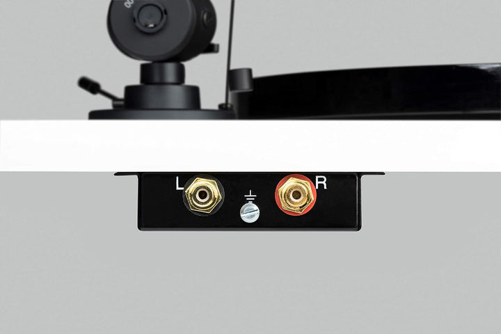 Pro-Ject Essential III SB, Audiophiler „Best Buy“ Plattenspieler mit elektronischer Geschwindigkeits