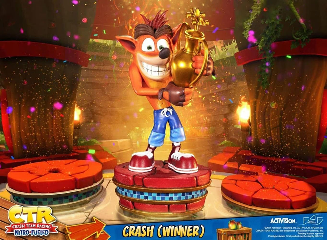 FIRST4FIGURES Crash Bandicoot - Crash Team Racing Crash Winner - Statuette 46cm