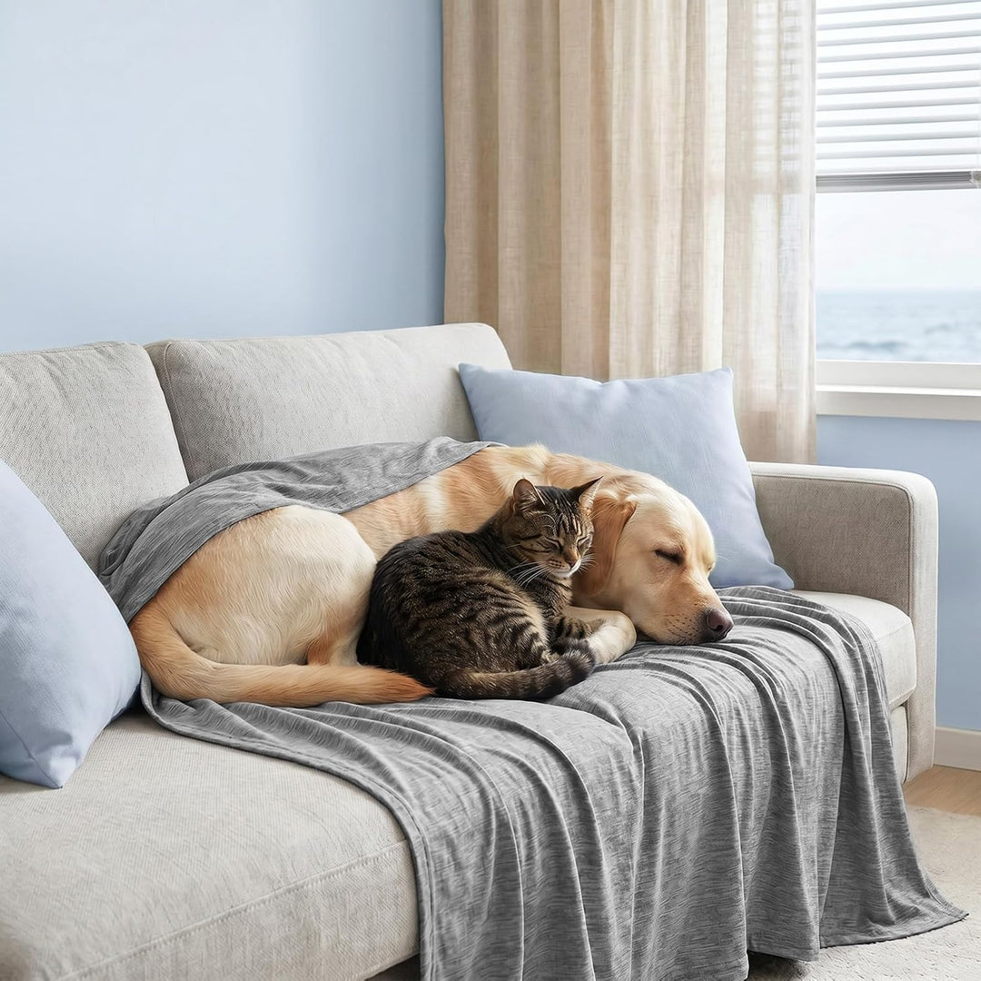 WOLTU Kühldecke mit Q-Max>0.45 fürs Schlafen, Sommerdecke Selbstkühlende Decke Mikrofaser Arc-Chill,