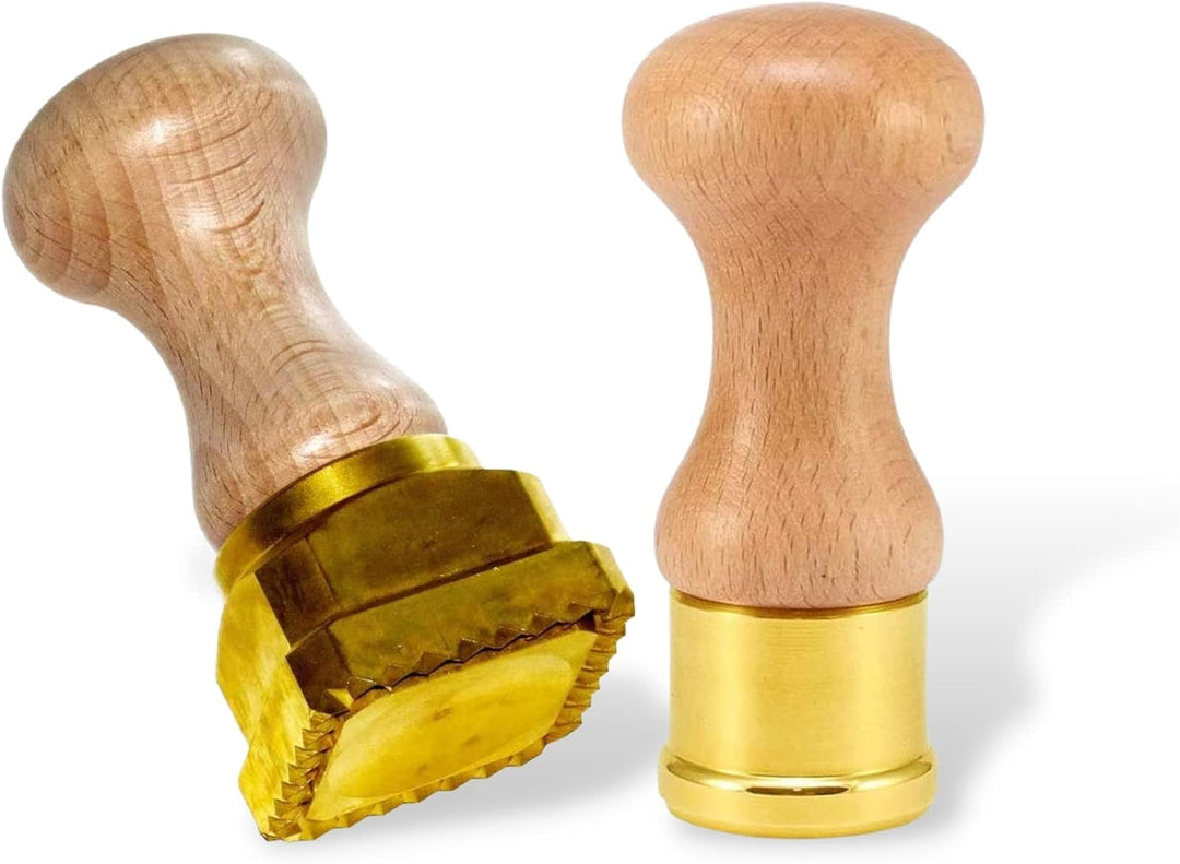 La Gondola Set mit 2 Hausgemachten Ravioli-Stempeln - Rund Glatt 38mm & Quadratisch Gewellt 45x45mm