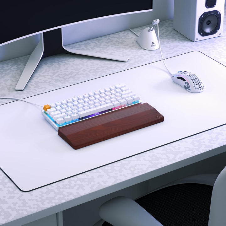 Glorious Gaming Wooden Keyboard Wrist Rest (Kompakt) - Weisse Esche, mittelgrobe Maserung, glatte Ob