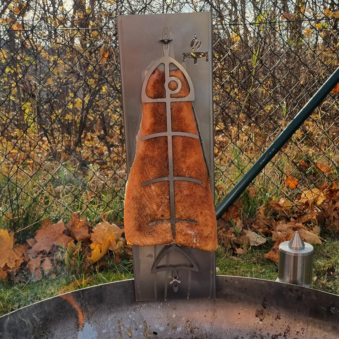 Fire World | Flammlachsbrett | Lachsbrett aus Edelstahl | Grillzubehör für Feuerschale und Kugelgril