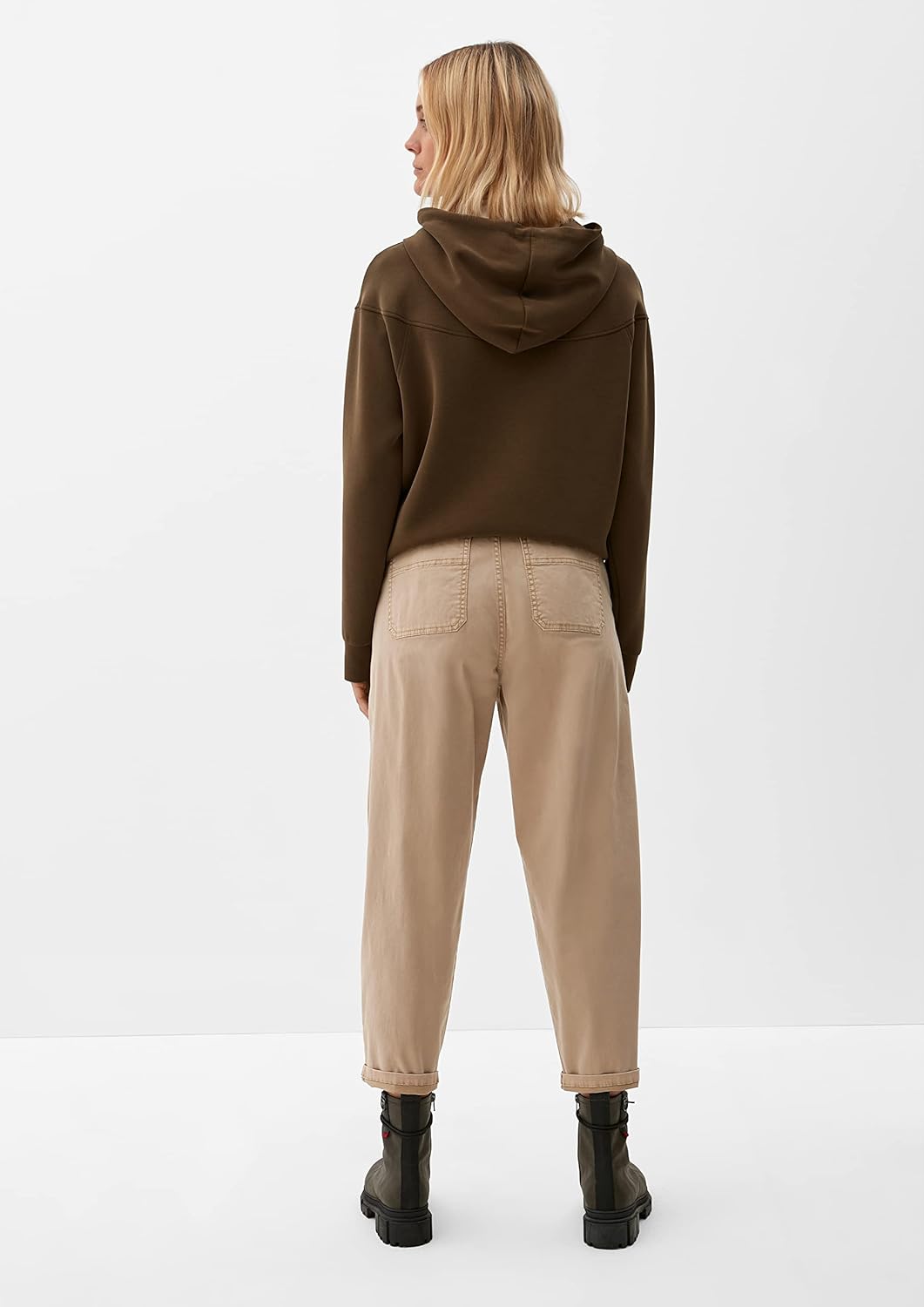 s.Oliver Damen Loose: Hose mit Barrel leg 38 Braun, 38 Braun