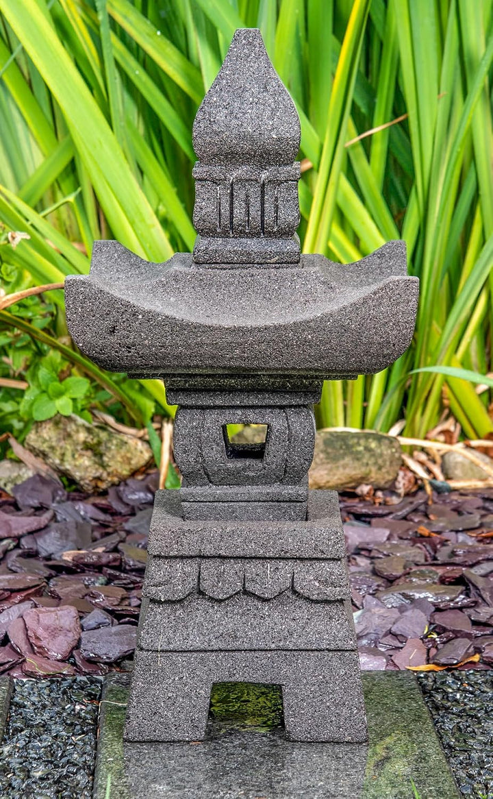 IDYL Lavastein-Skulptur Laterne Pagoda | Höhe 55 cm | Lava-Stein Laterne handgefertigt | Stilvolle G