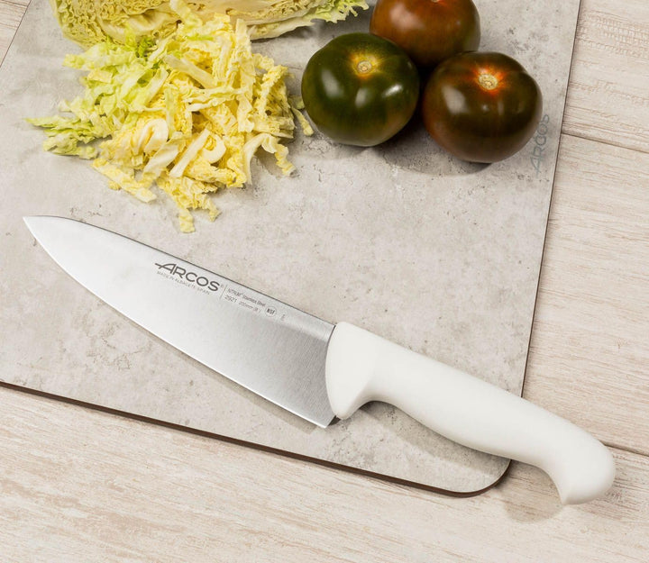 Arcos Chefmesser mit Nitrum Edelstahlklinge 20 cm - Professionelles Küchenmesser, Vielseitig Einsetz
