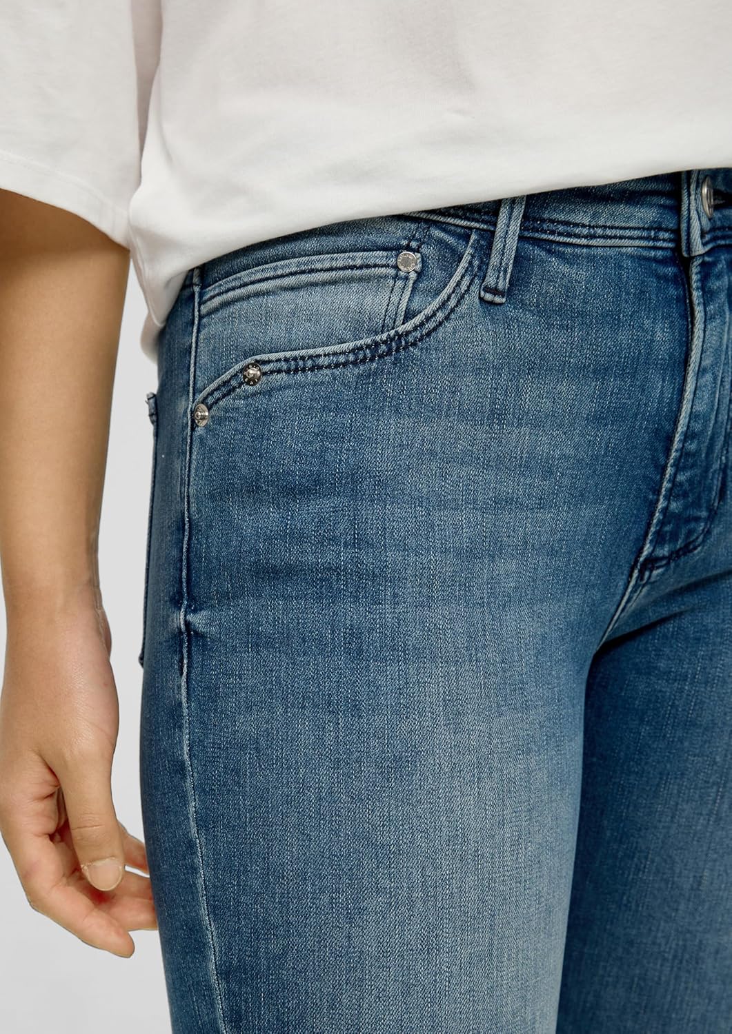 s.Oliver Jeans Betsy/Slim Fit/Mid Rise/Slim Leg/Baumwollstretch 32W / 34L Blau, 32W / 34L Blau