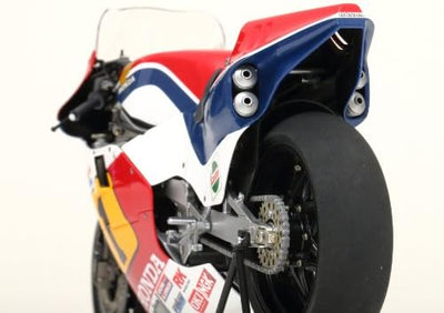 Tamiya 300014121-1:12 Honda NSR500 '84