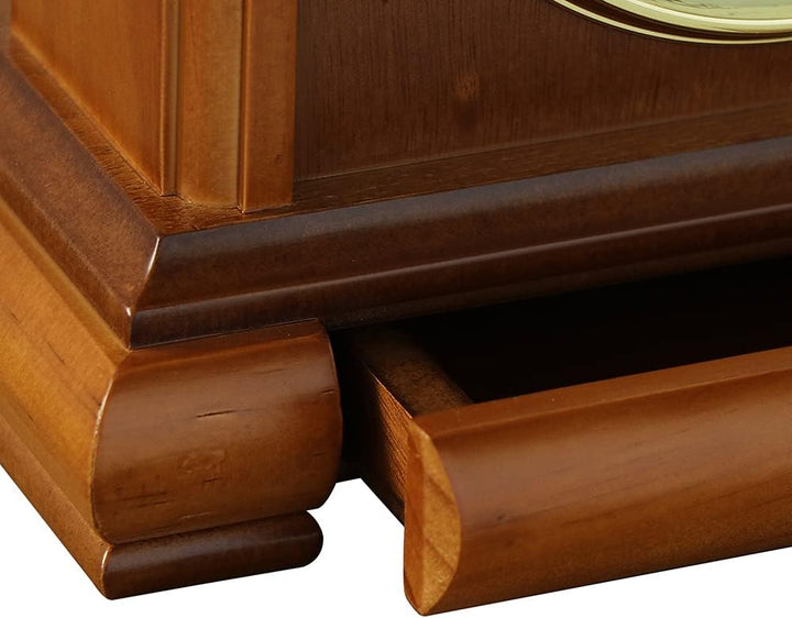 MPM Quality Retro Light Wood Tischuhr, Braun, Traditionelle und Elegante Holztischuhr, Arabische Zif
